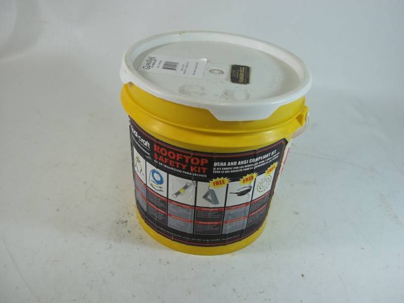 lot 23 image: Qual-Craft Guardian Bucket of Safe tie   Model # 00826