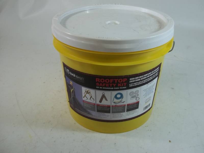 lot 24 image: Qual-Craft Guardian Bucket of Safe tie   Model # 00815 -QC