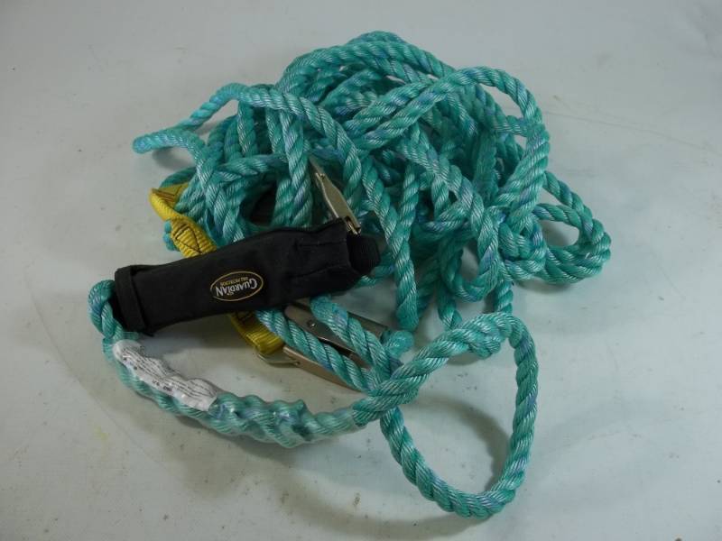 lot 29 image: Qual-Craft Guardian Fall Protection  Rope # 000109