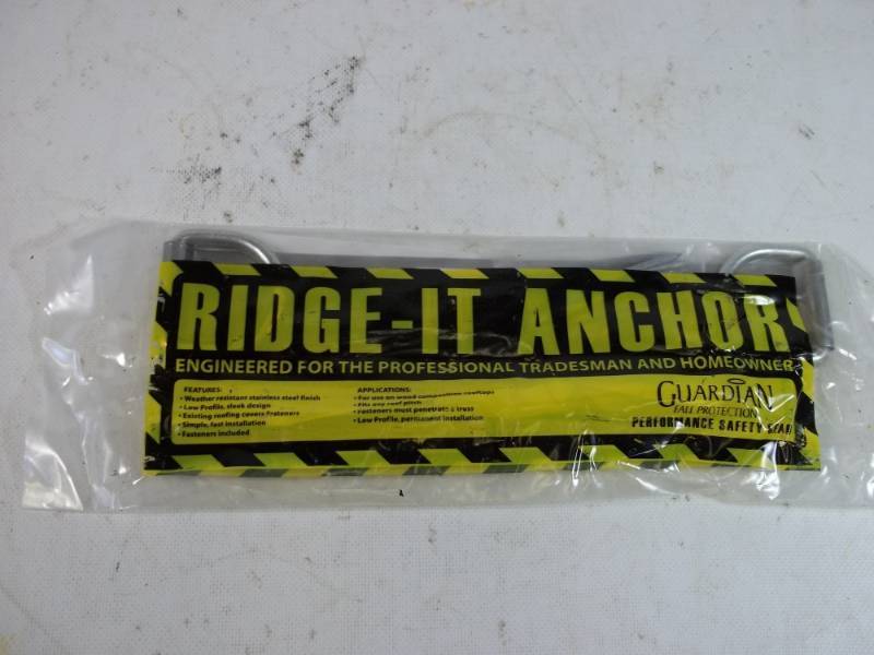 lot 32 image: Qual-Craft Guardian Ridge it anchor