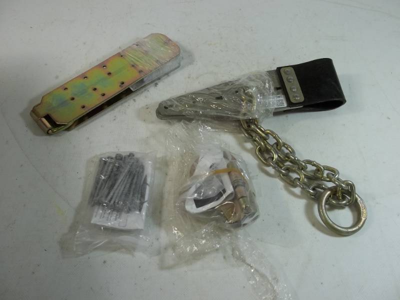 lot 33 image: Qual-Craft Guardian Roof Anchors