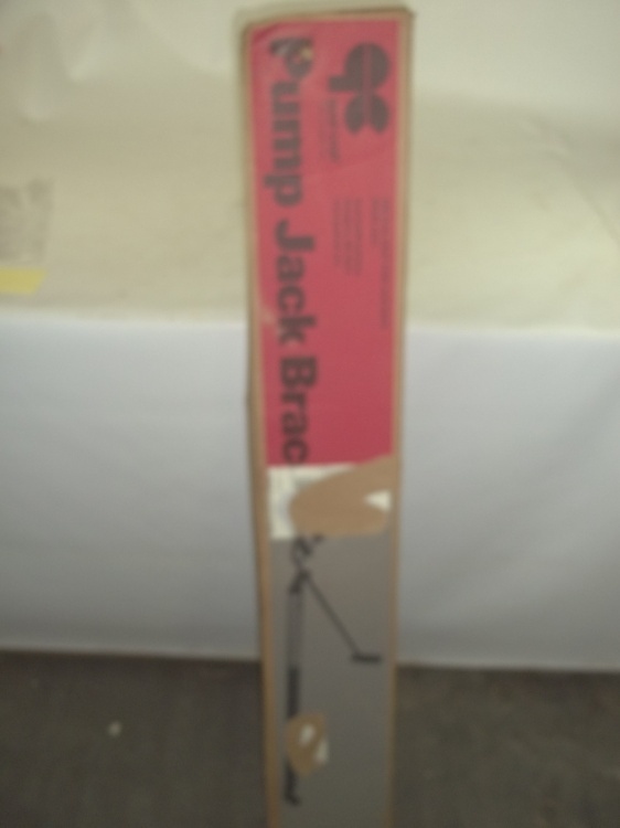 lot 43 image: Qual-Craft Guardian  Pump Jack Brace # 2201 Retail $44.00