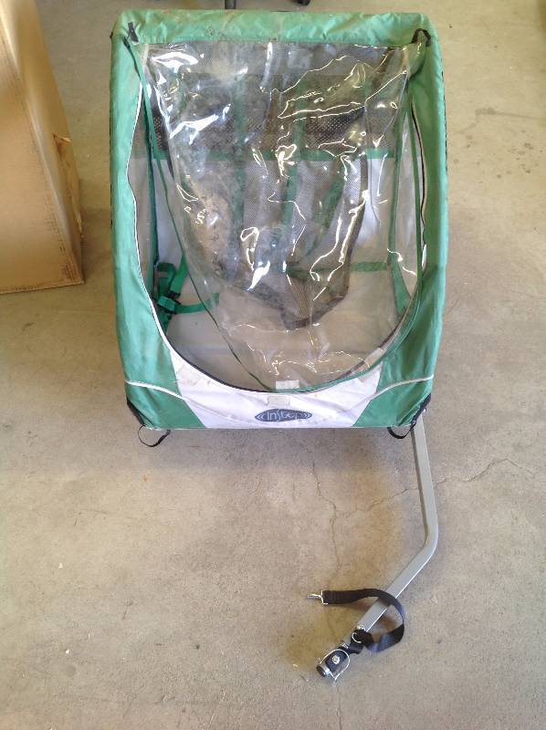 lot 2 image: In Step, Kid Trailer Bike.