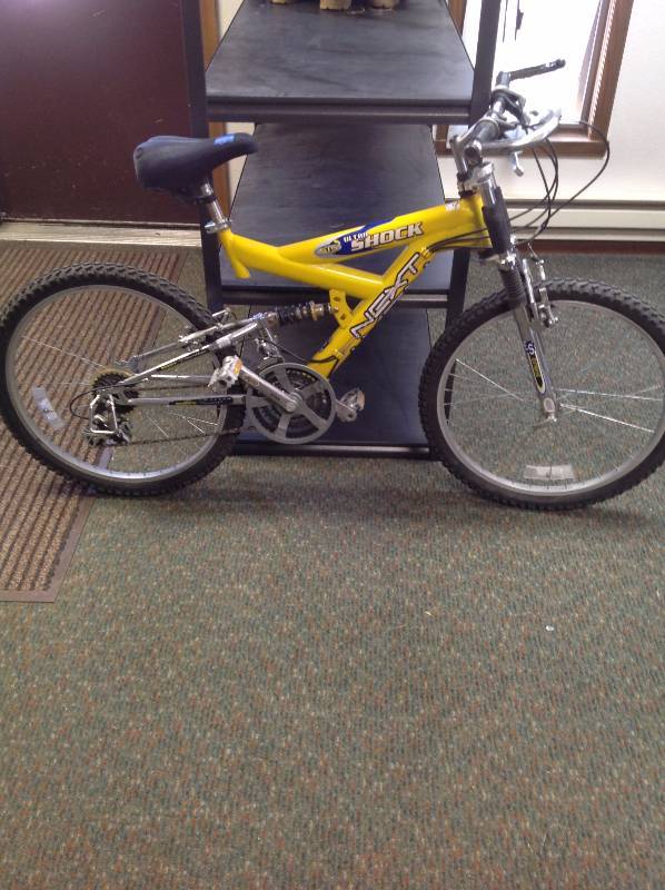 lot 100 image: 24 Bicycle Next Ultra Shock