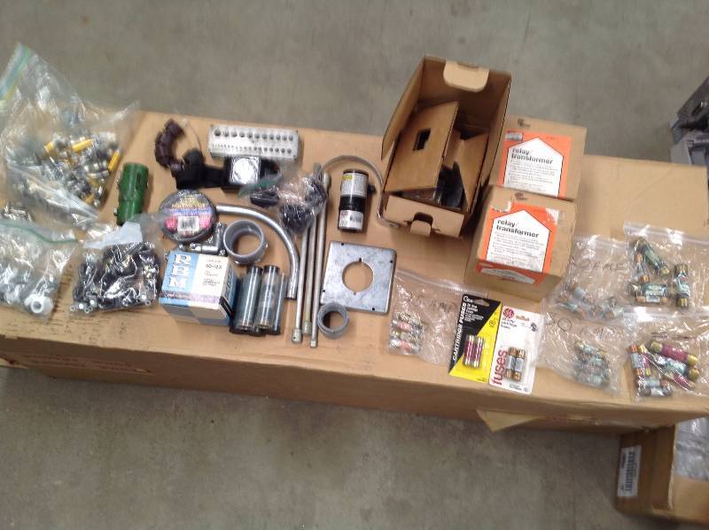 lot 58 image: Lot Of Tools