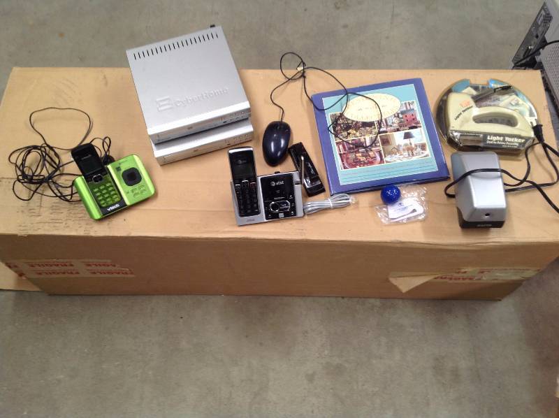 lot 59 image: Lot Of Miscellaneous items