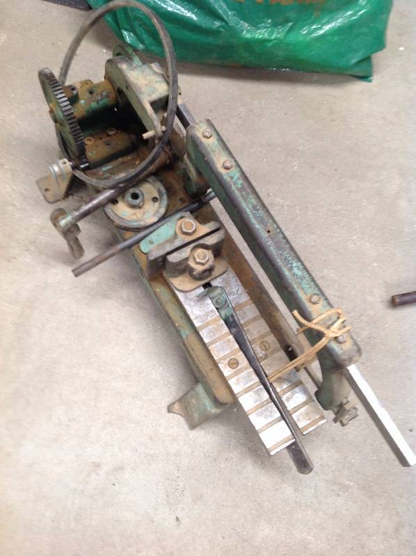 lot 60 image: Vintage jefferson 601 power Hack Saw