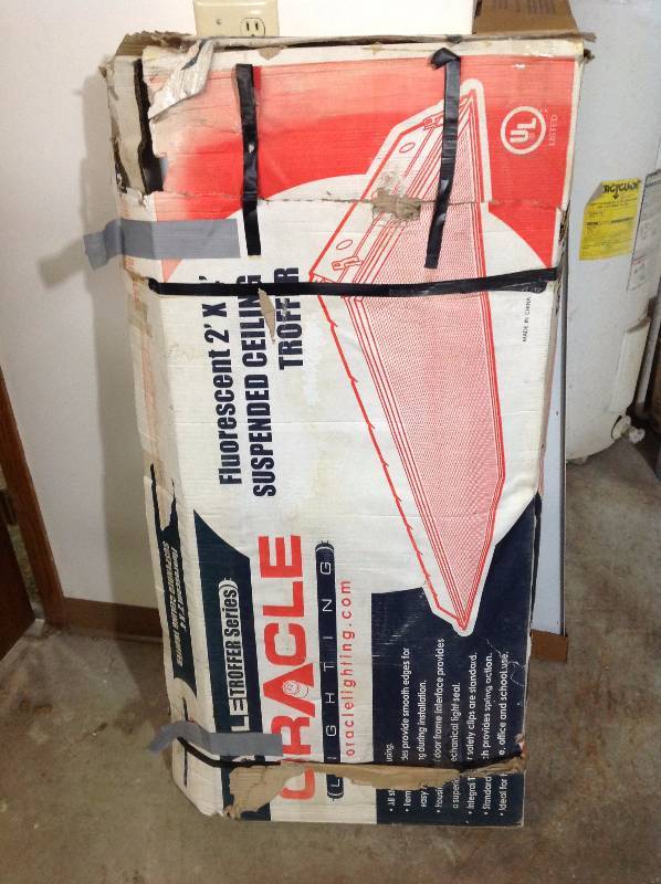lot 78 image: Fluorescent Light New In Box