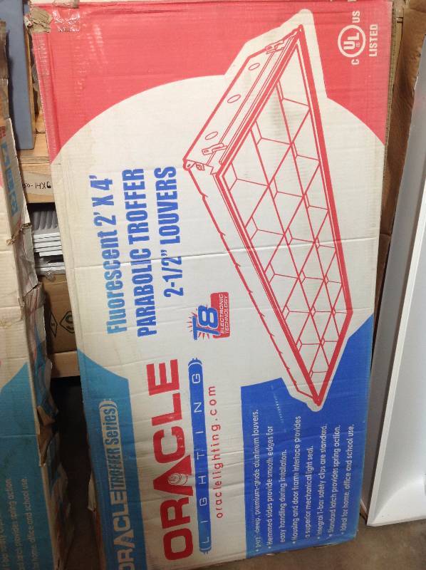 lot 80 image: Fluorescent Light New In Box