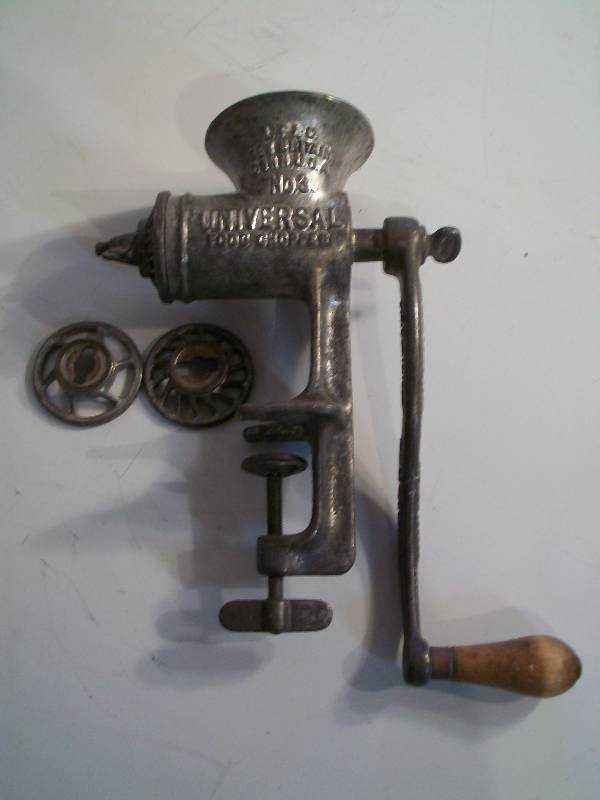 lot 27 image: Meat Grinder