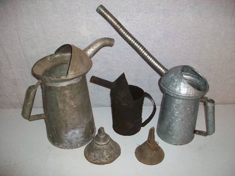 lot 51 image: Oil Cans