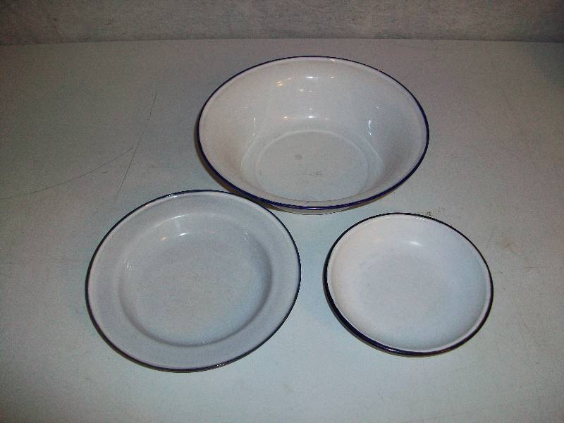 lot 57 image: Stainless Steel Bowls