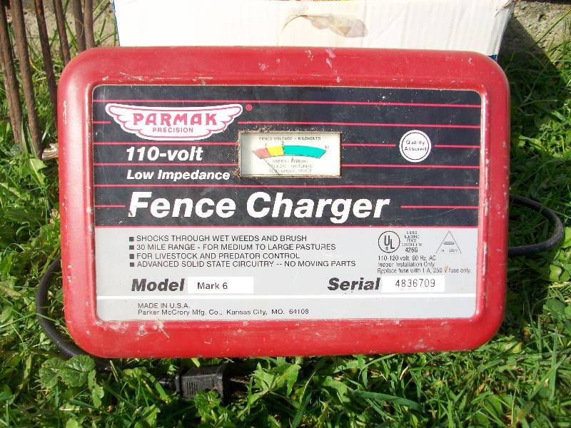 lot 86 image: Electric Fencer