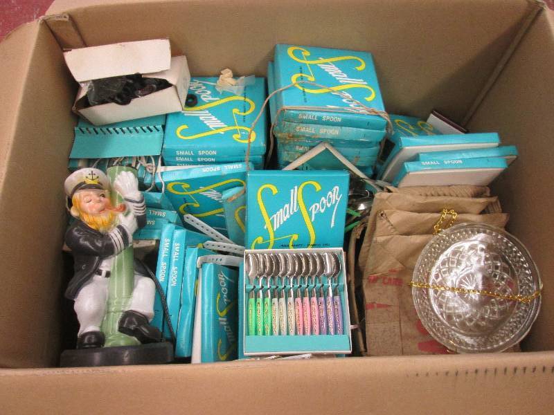 Large lot of vintage baby spoon set...