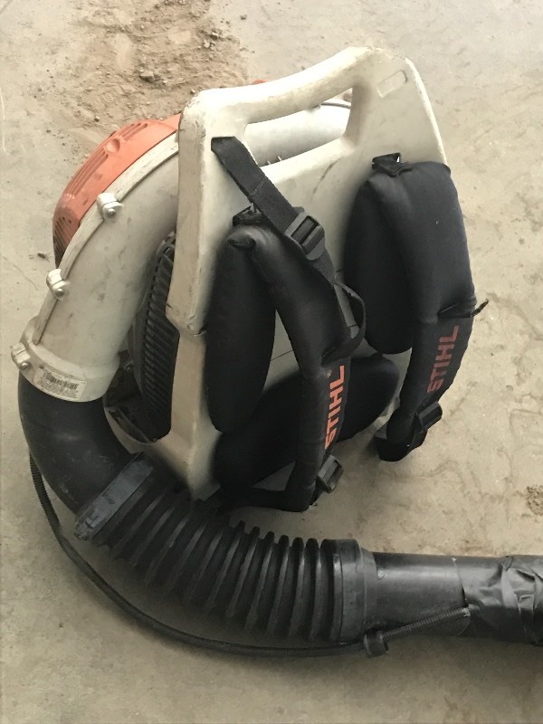 lot 12 image: Stihl Backpack Blower