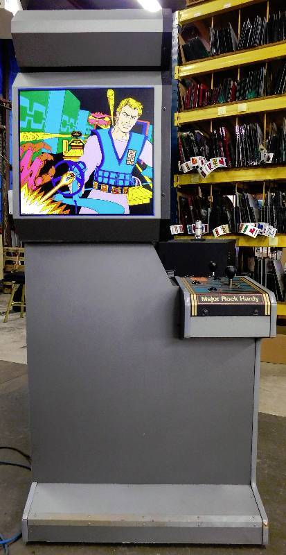 lot 1008 image: Xybots Video Arcade Machine