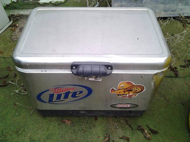 lot 18 image: Coleman Steel Belted Stainless Steel Cooler