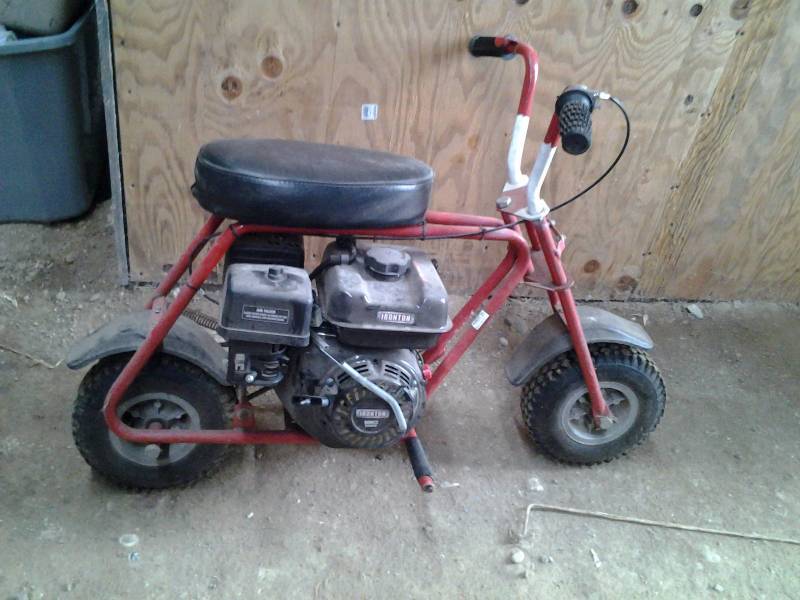 lot 23 image: 2003 Ironton Scooter