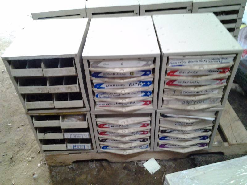 lot 26 image: 6-Retail Parts Bins With Contents (Hardware)