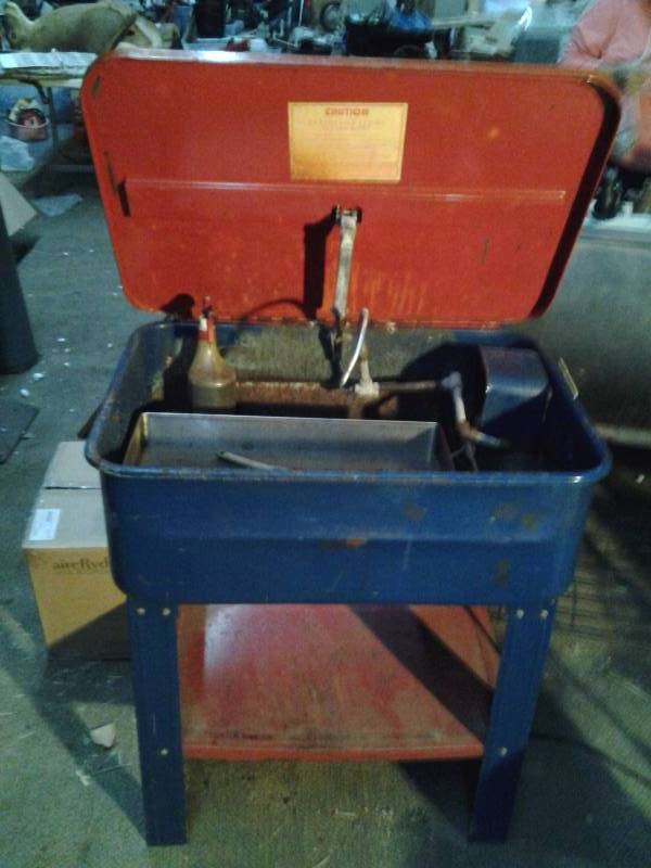 lot 36 image: Parts Washer