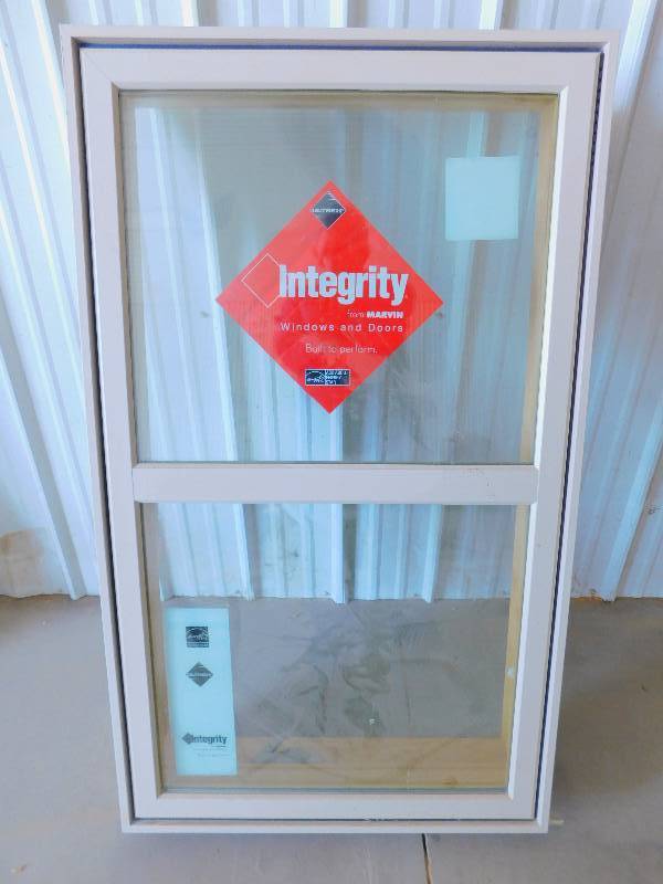 lot 15 image: New Integrity Casement Window