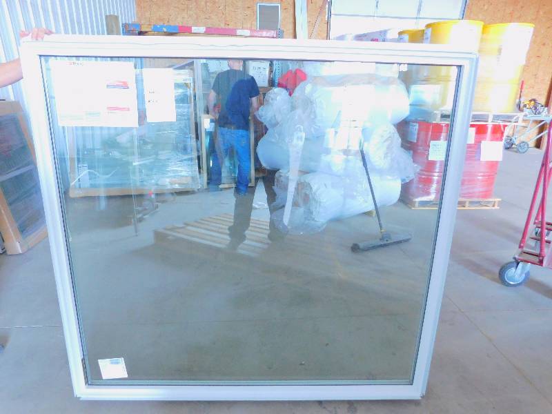 lot 19 image: New Thermo-Tech Picture Window