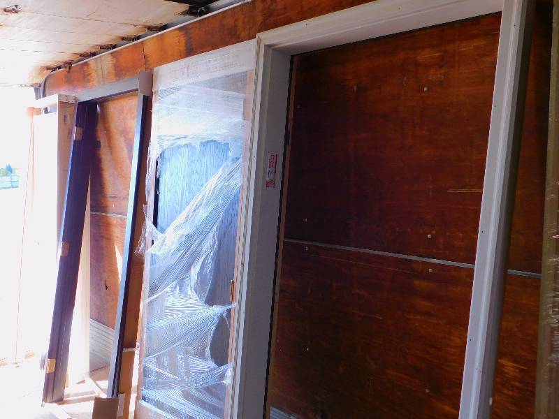 lot 35 image: Lot of Door Frames Doors