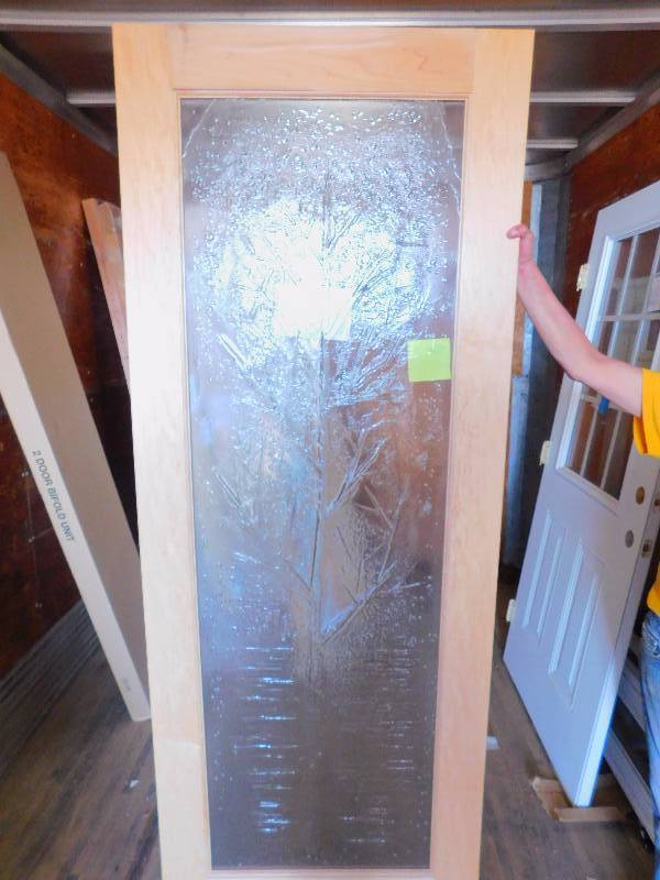 lot 42 image: Solid Maple Door with Tree Glass - Used