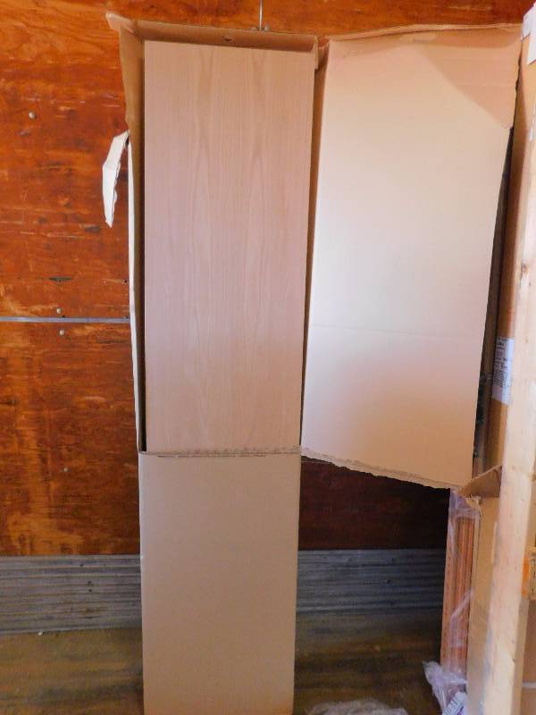 lot 43 image: New Oak Bifold Door