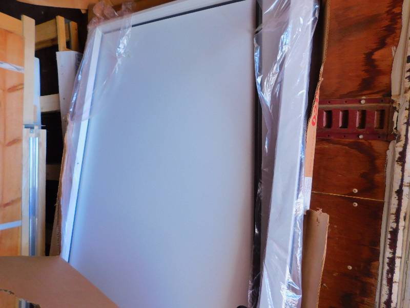 lot 62 image: New Universal Swing Metal Door with Metal Frame
