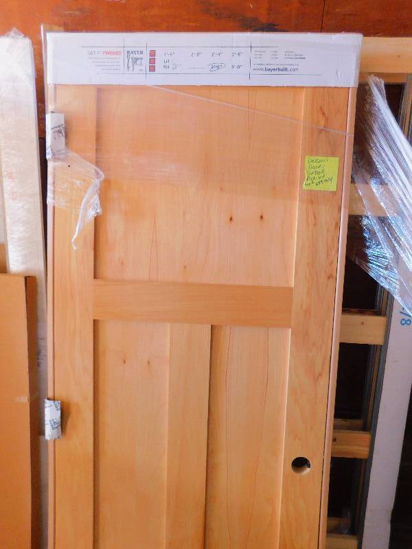 lot 67 image: New 3-Panel Pine Door with Frame
