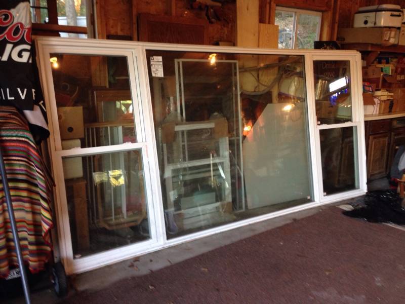lot 140 image: 133-34 by 63-34 7600 Thermo-Tech Double Hung Window
