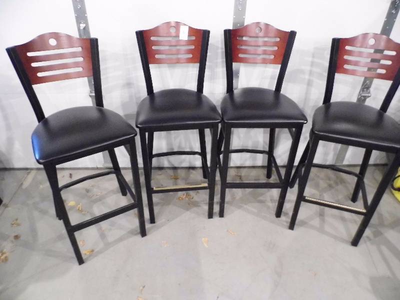 Lot of 4 Bar Stools