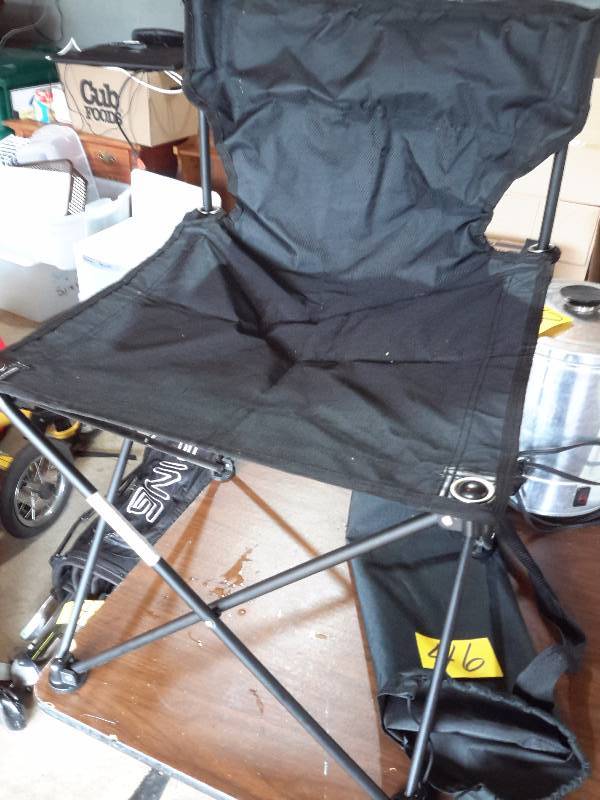 lot 46 image: Folding chair and bag.. Looks almost new