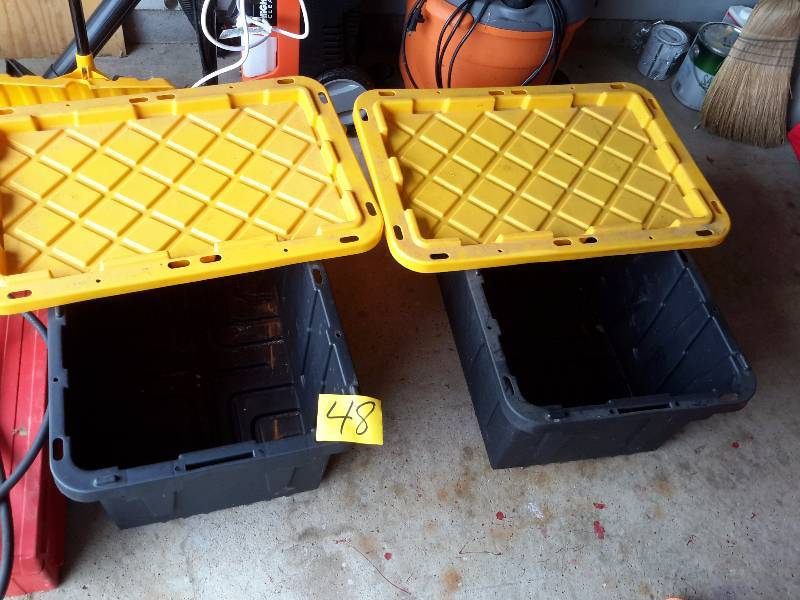 lot 48 image: 2 Heavy Duty Storage Bins with covers