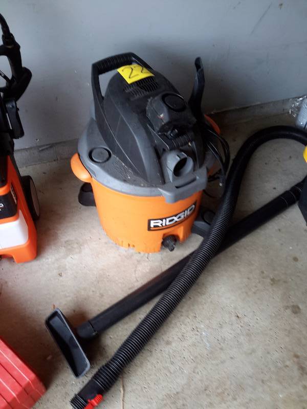 lot 22 image: Ridgid 12 Gallon, 5 H.P. WetVac..