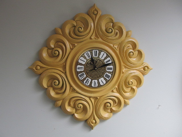 lot 30 image: Vintage 1970s Wesclox Retro Wall Clock