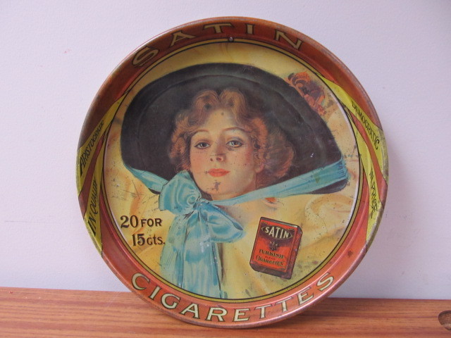 lot 66 image: Vintage SATIN Turkish Cigarettes Metal Serving Tray