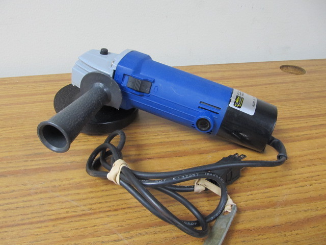lot 69 image: Power Craft Angle Grinder
