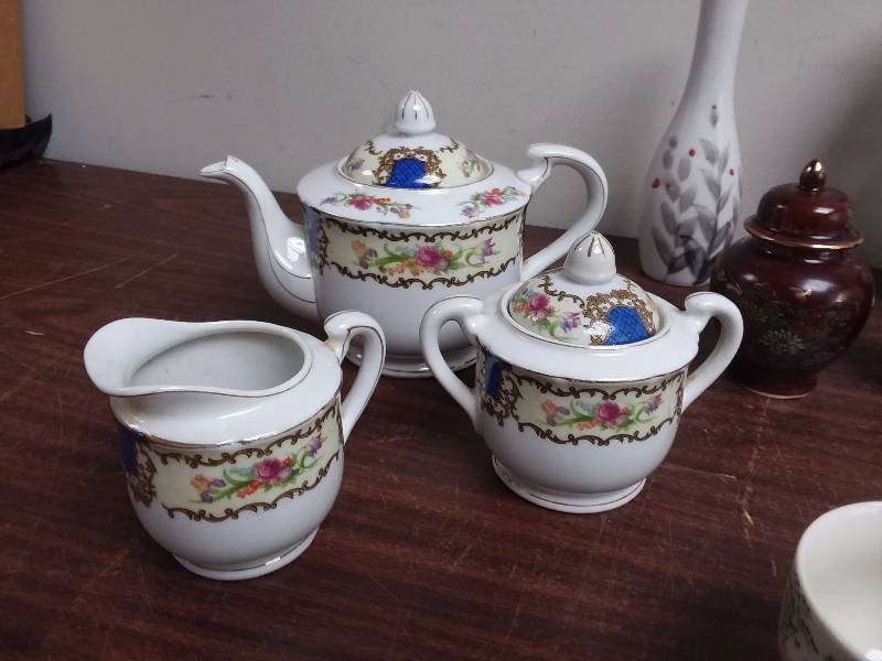 lot 98 image: Large Lot of Smaller Oriental Vases Tea Set Saki etc