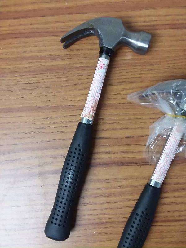 lot 105 image: Lot of 4 Unused Hammers