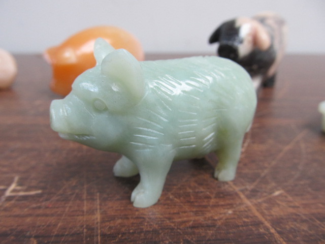 lot 122 image: Group of Carved Stone Pigs Incl. Jade