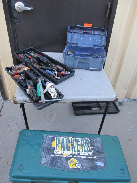lot 128 image: Large Lot of Hand Tools etc wTote