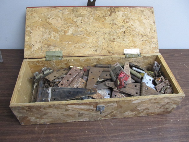 lot 180 image: Wooden Crate FULL of Vintage Door Hardware Hinges etc