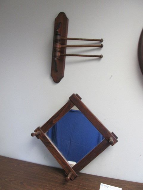 lot 139 image: 2 Vintage Wall Hanging Hat Racks
