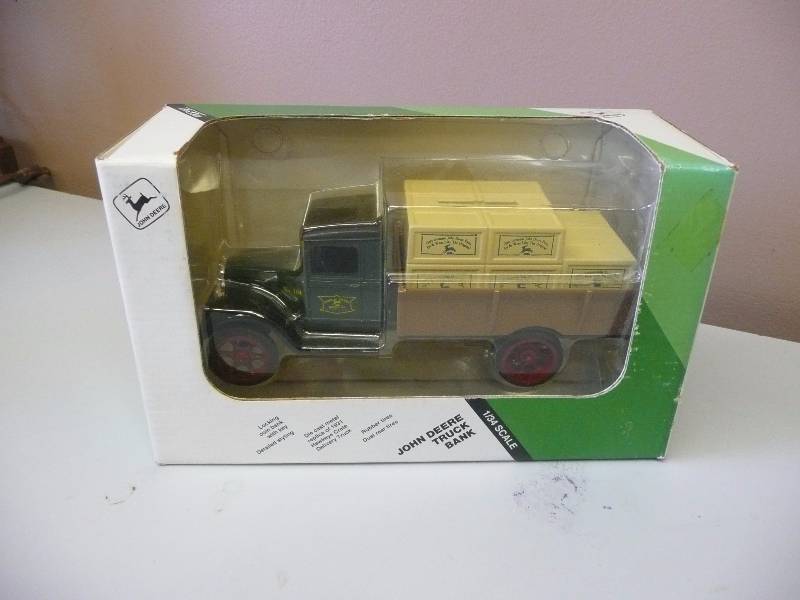 lot 14 image: 1931 Hawkeye Crate Delivery Truck 134 Scale John Deere Die-Cast Bank Never Opened See Pictures