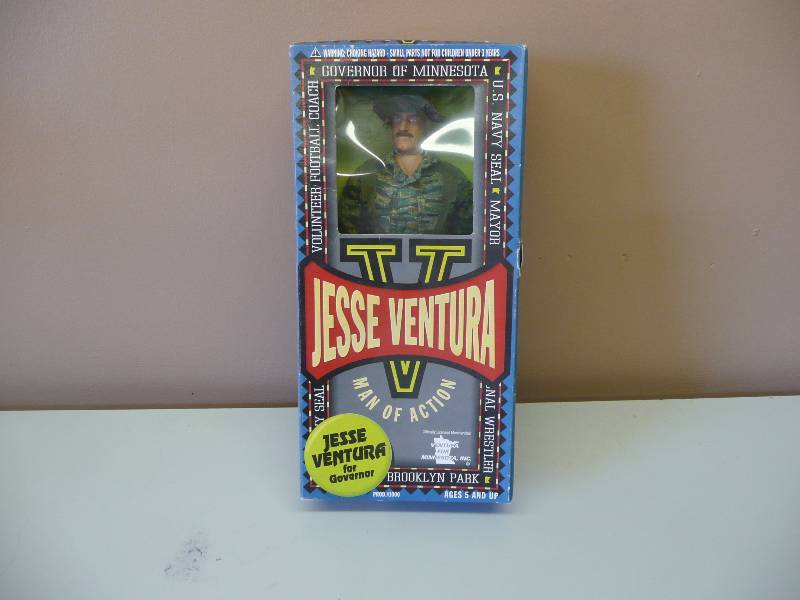 lot 25 image: JESSE VENTURA MAN OF ACTION FIGURE - NAVY SEAL, IN BOX - SEE PICTURES