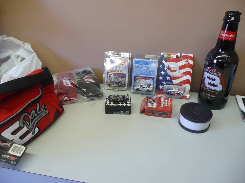 lot 39 image: LARGE COLLECTION OF DALE EARNHARDT SR & JR COLLECTION - SEE PICTURES