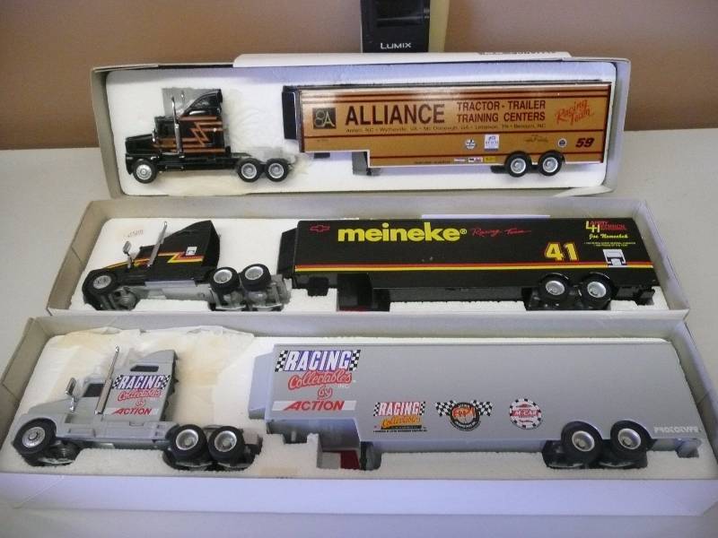 lot 48 image: 164 SCALE RACING COLLECTIBLES SEMI (PROTOTYPE) 164 SCALE 1 OF 2508 JOE NEMECHEK SEMI 164 SCALE ALLIANCE RACING TEAM SEMI 747 OF 2500 ALL NEW IN BOX - SEE PICTURES