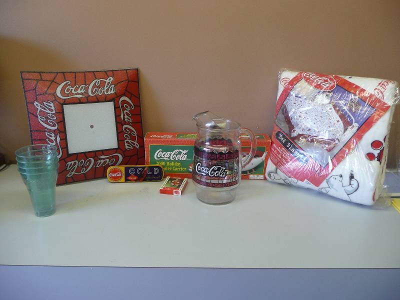 lot 50 image: COCA-COLA COLLECTION - SEE PICTURES